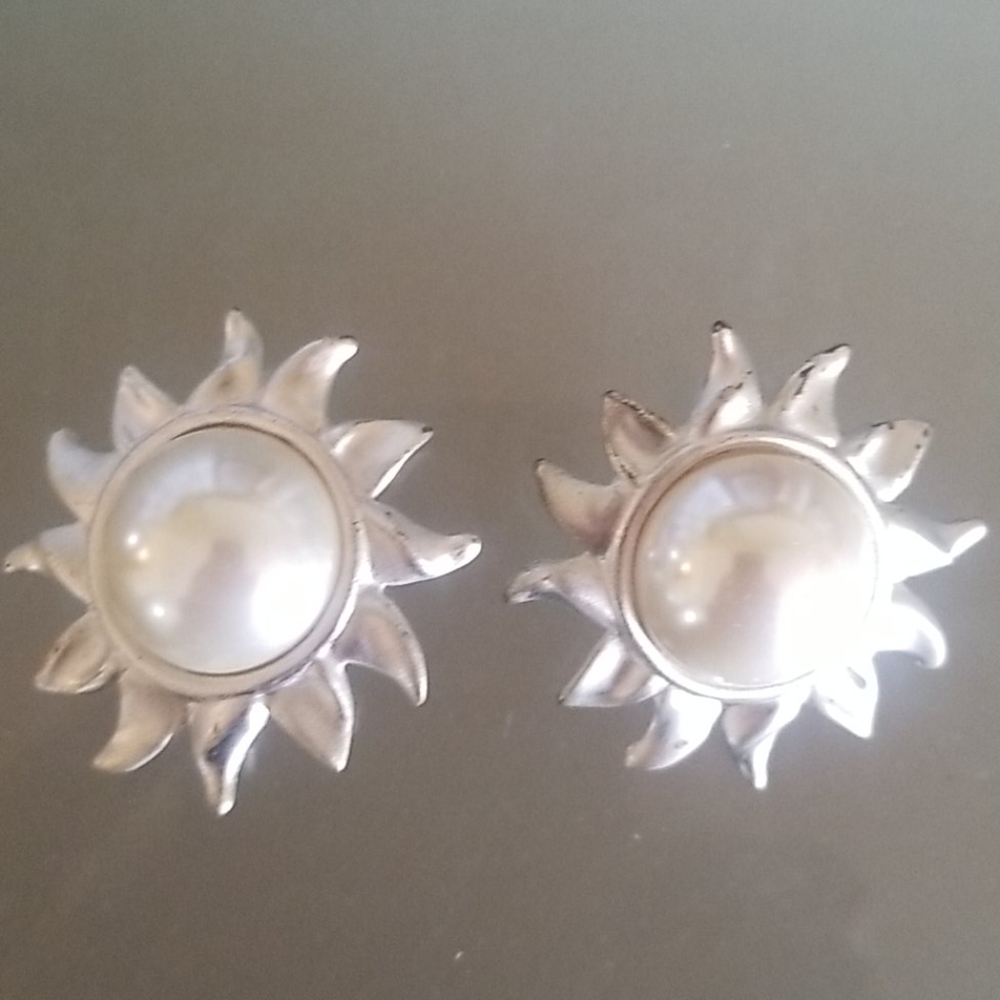 Anne Klein earings